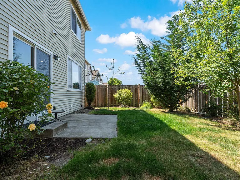 6221 Elizabeth Ave SE — Photo 26