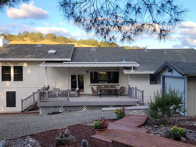 3556 Mesa Verdes Dr — Photo 12
