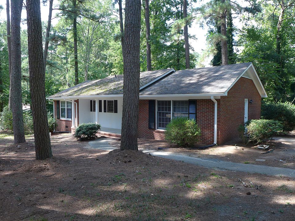 1st image of 200 Bennington Dr