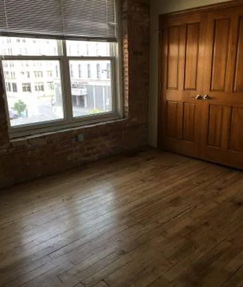 191 S 2nd St #2B — Photo 3