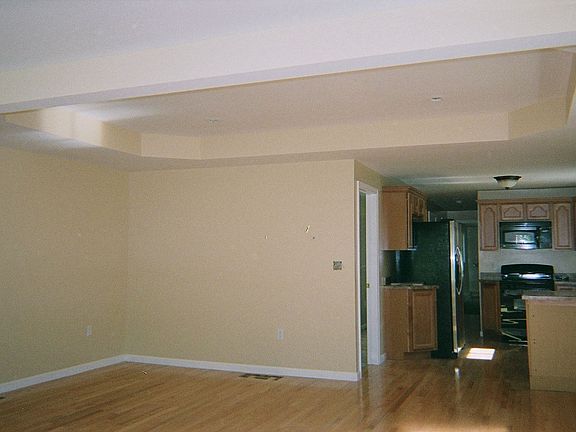 living room to kitchen