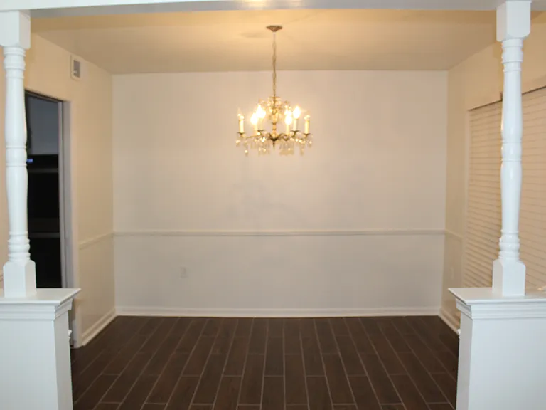 Shillingford Dr — Photo 31