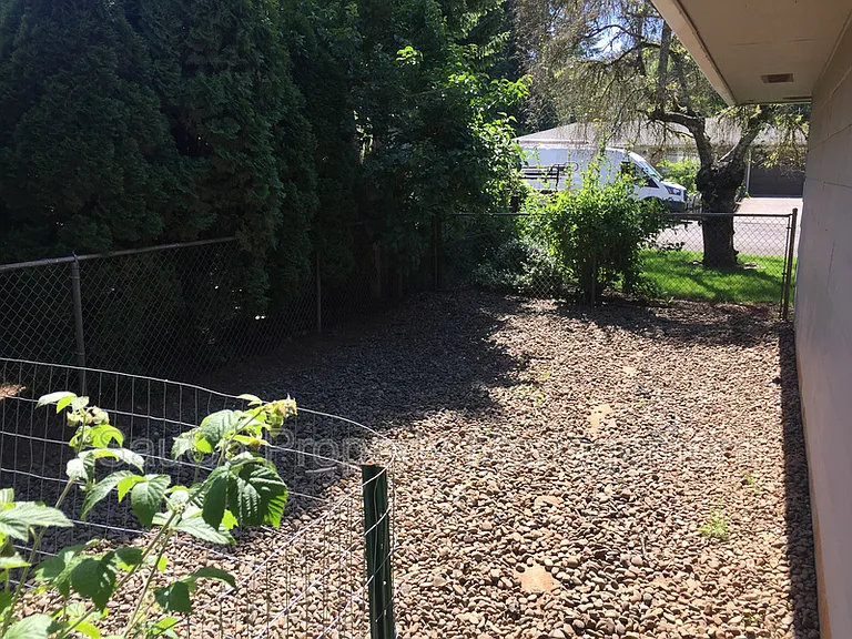22120 S Leslie Ave — Photo 26