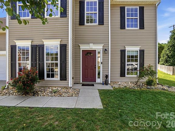 4th image of 2002 Moonstone Ln