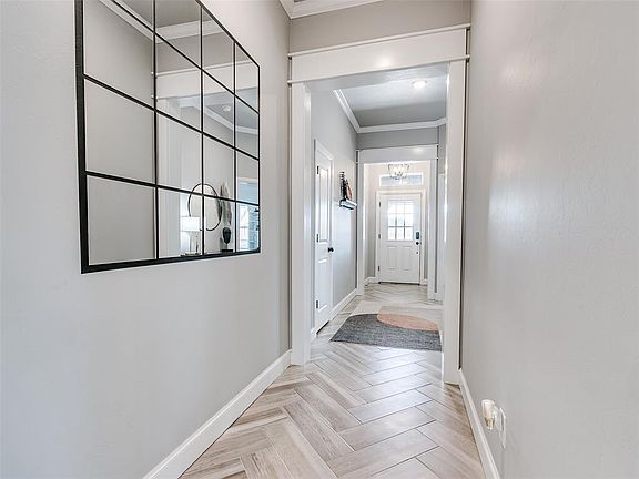 4th image of 18713 Autumn Grove Dr