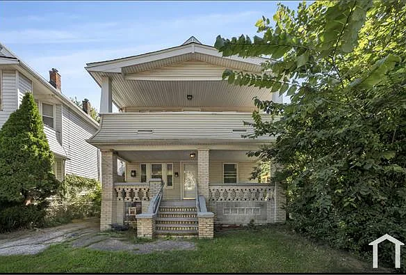 2 bed, 849 sqft, $1,127 — Photo 2