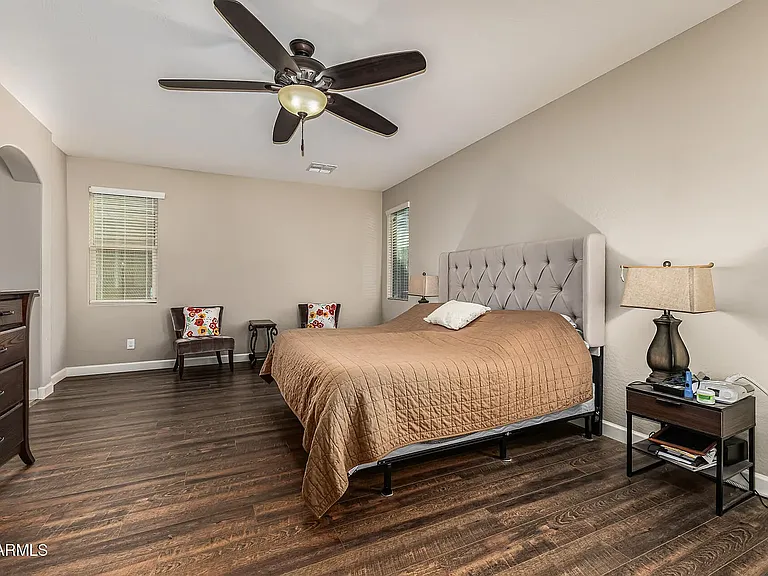 745 W Silver Reef Dr — Photo 12
