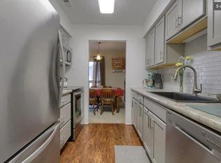29860 W Twelve Mile Rd APT 607-301-1, Farmington Hills, MI 48334