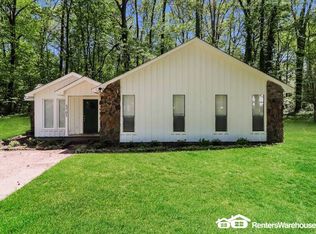 5705 Green Valley Rd, Memphis, TN 38135