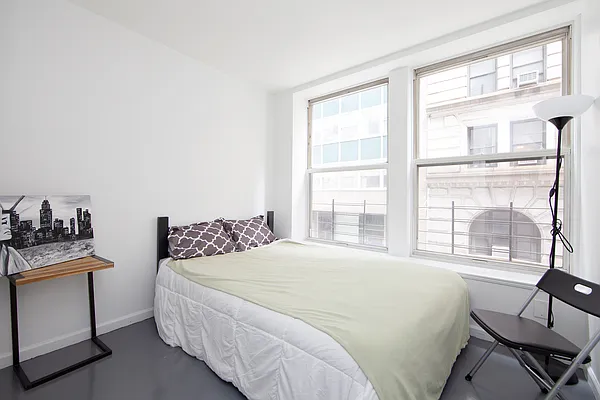 Rented by R New York | media 45