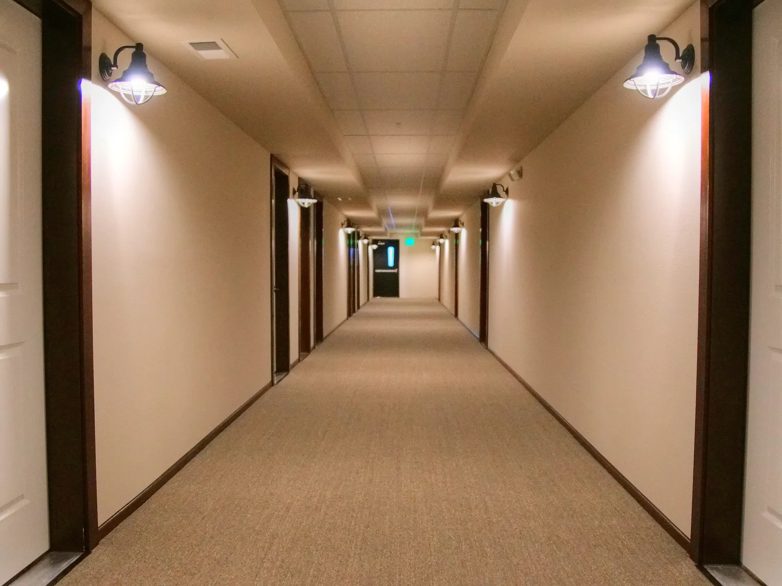 The Downtown 48 Apartments — Photo 3