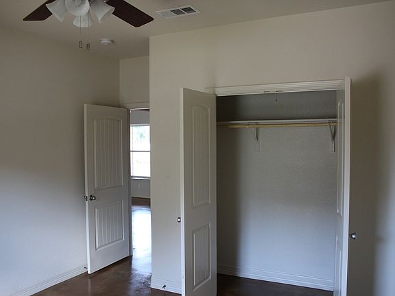 5th image of 305 Hickory St Unit A