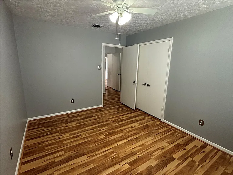 12806 Fern Forest Dr — Photo 16