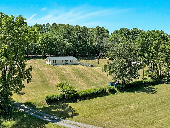 4th image of 1944 Nace Rd