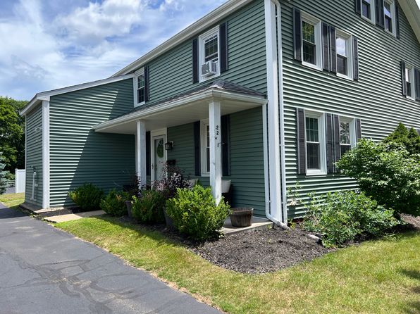 22-26 School St #22