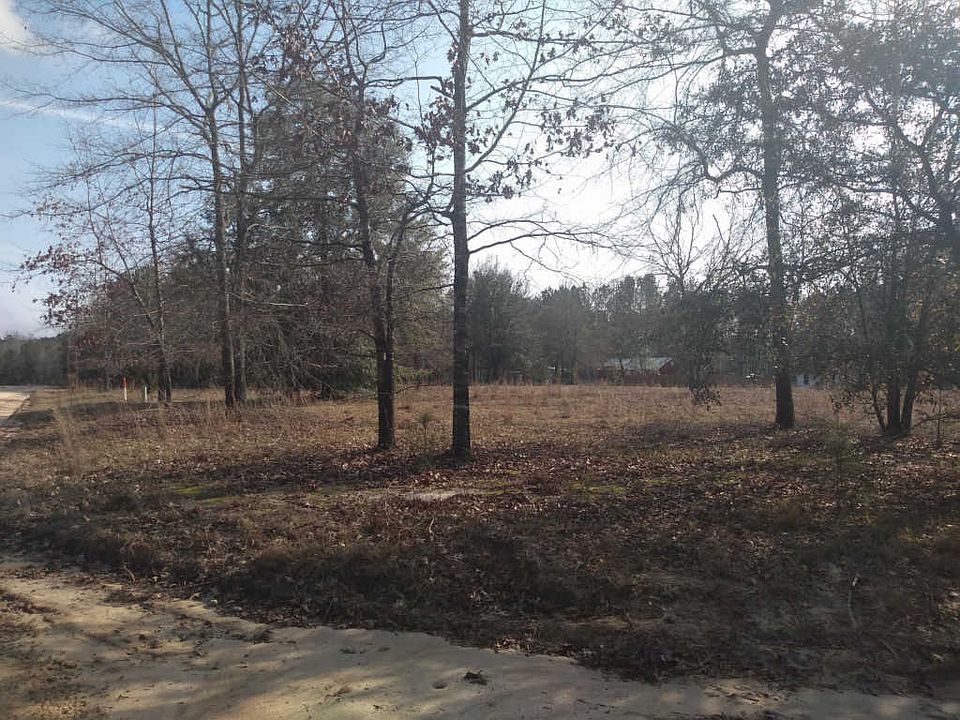 2nd image of 954 Harmony Hall Ln