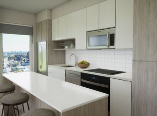 4235 Confederation Pkwy #0AAE444D0, Mississauga, ON L5B1R9