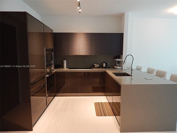 5th image of 1080 Brickell Ave Unit 2407