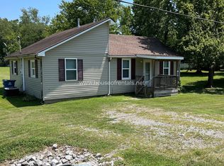 730 N Division St, Carterville, IL 62918