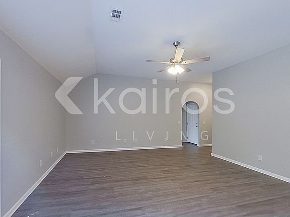 2nd image of 249 Pine St