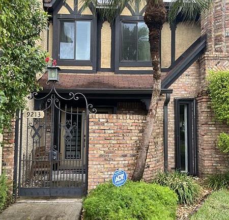 3rd image of 9213 NW 45th St