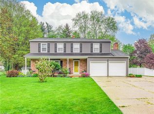 175 High Point Cir, Tallmadge, OH