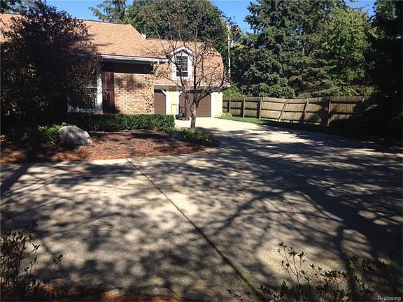 3rd image of 35324 Northmont Dr