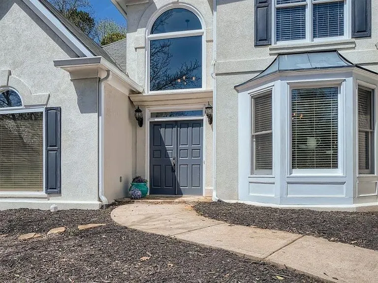 2575 Wild Iris Ln — Photo 3