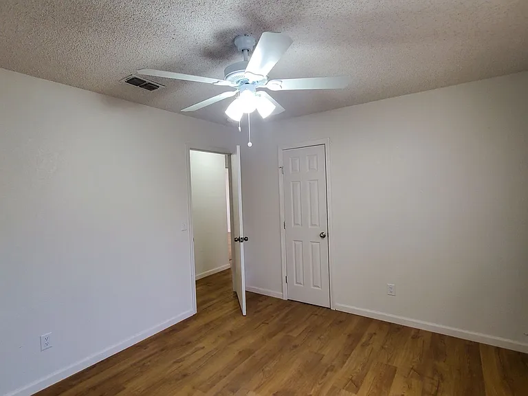 6216 Rutgers St — Photo 11