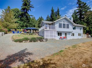 17910 Mountain Ridge Dr, Mount Vernon, WA 98274