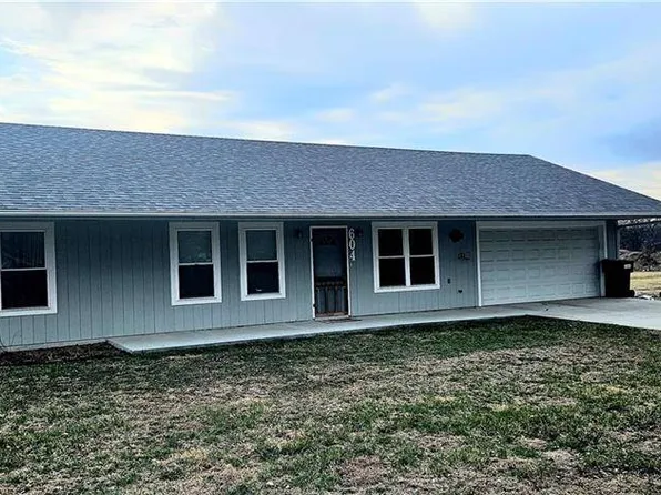 604 Vogt St, Urich, MO 64788