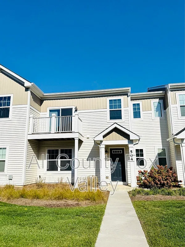 2 bed, 2.0 bath, 1468 sqft, $2,550 — Photo 1