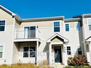 504 Comstock Rd, South Elgin, IL 60177