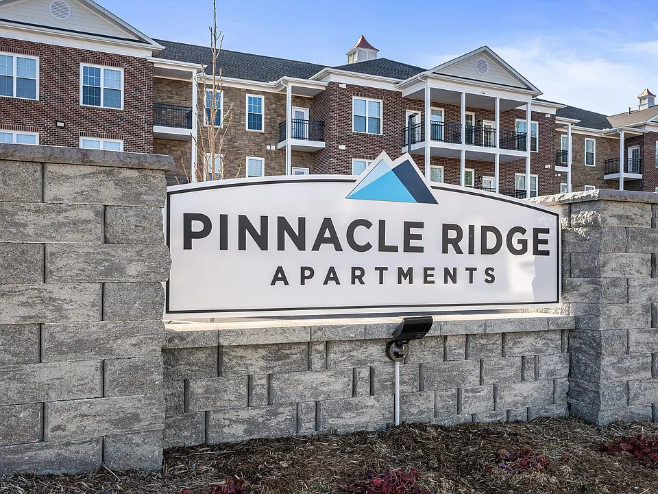 Pinnacle Ridge Apartments