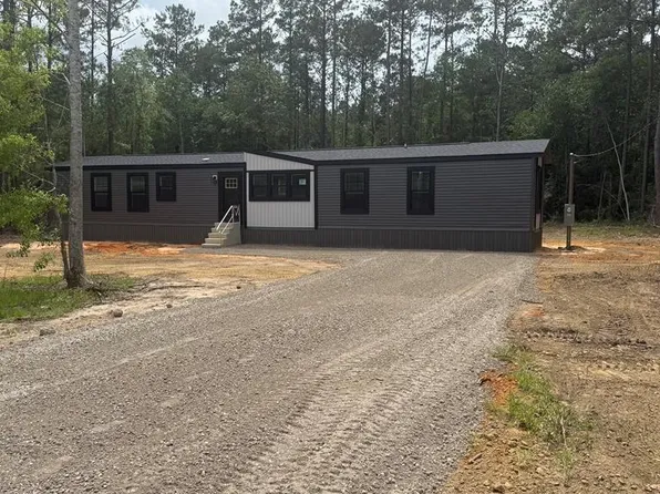19 Oak Dr, Picayune, MS 39466