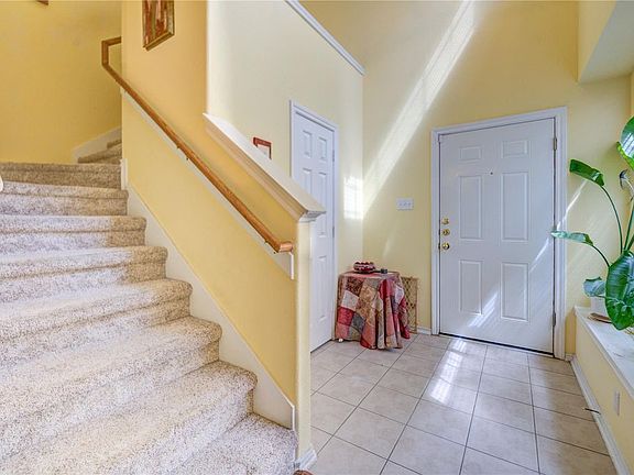 3rd image of 16631 Newglen Ln