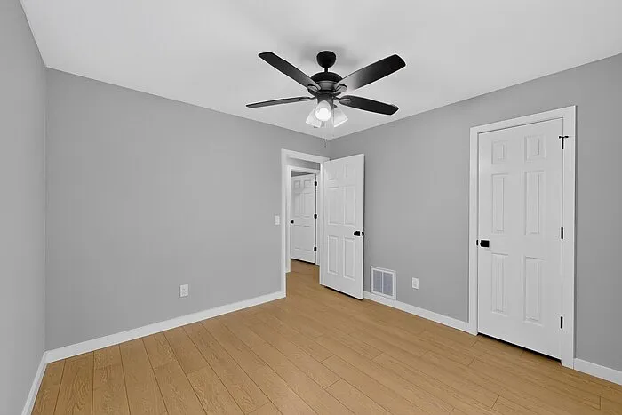 2200 Winona Dr — Photo 28