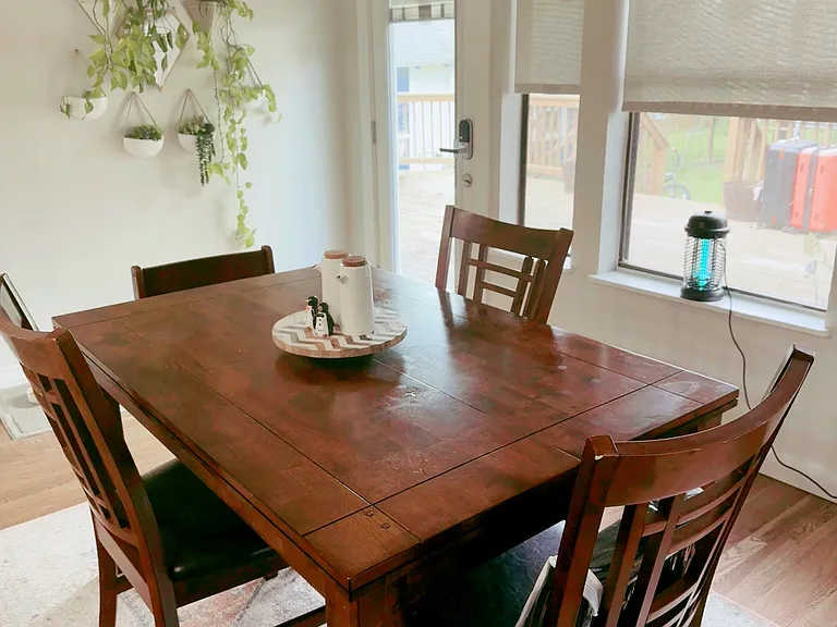 4804 Rowena Ave — Photo 15