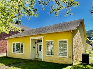 307 S Main St, Edinburgh, IN 46124