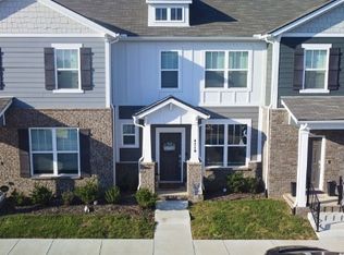 4210 Gandalf Ln, Murfreesboro, TN 37128