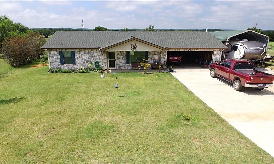 1st image of 373 Clubview Dr