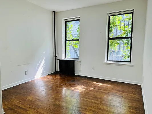 Rented by Bond New York | media 16