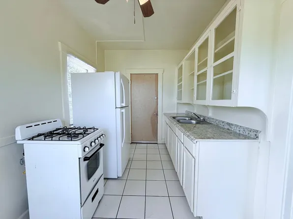2010 Broward Ave APT 12, West Palm Beach, FL 33407