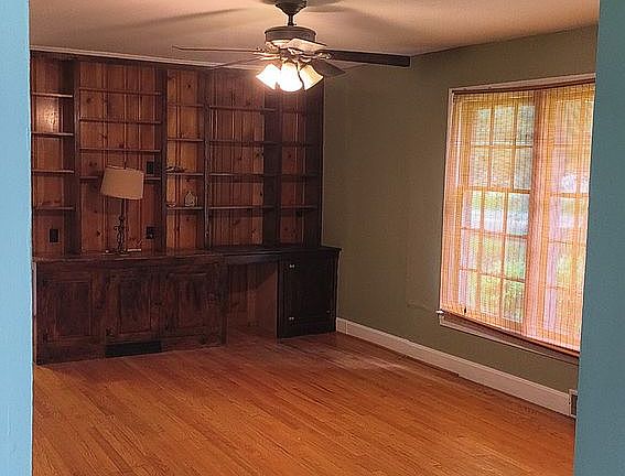 5th image of 314 N Hubbards Ln