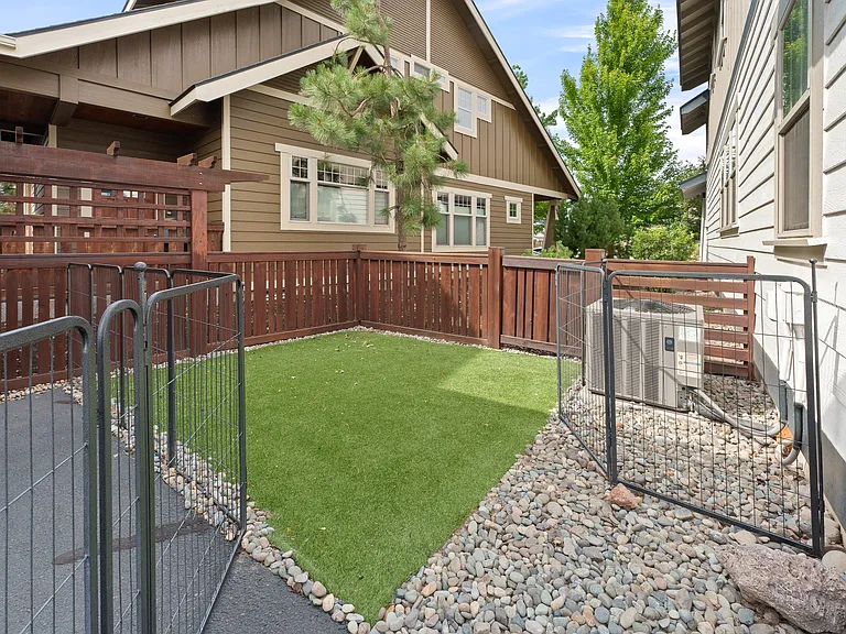 625 Compass Ln #1 — Photo 40