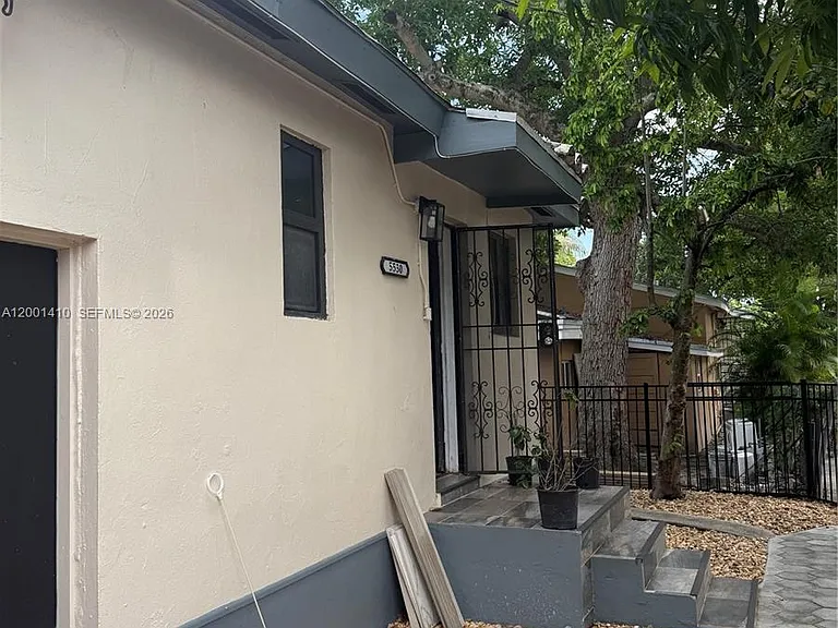 5530 NW Miami Ct — Photo 46