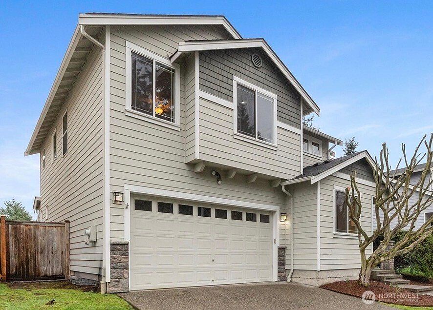 1st image of 20307 11th Avenue W