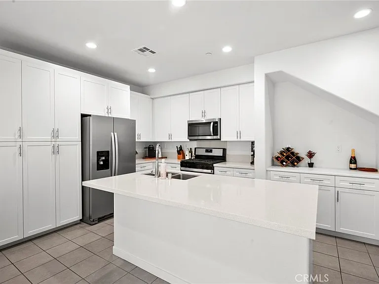 16008 Jamie Ln #10 — Photo 32