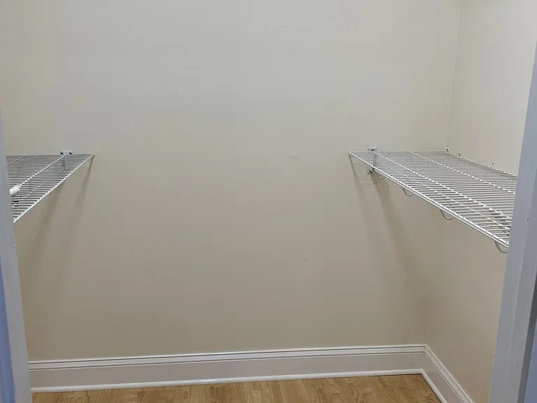 Walk in closet