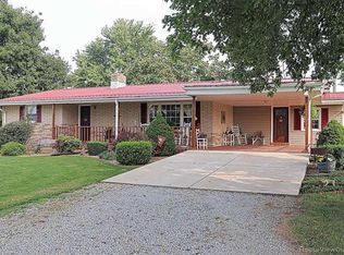 7879 Holmes Rd, Farmington, MO 63640